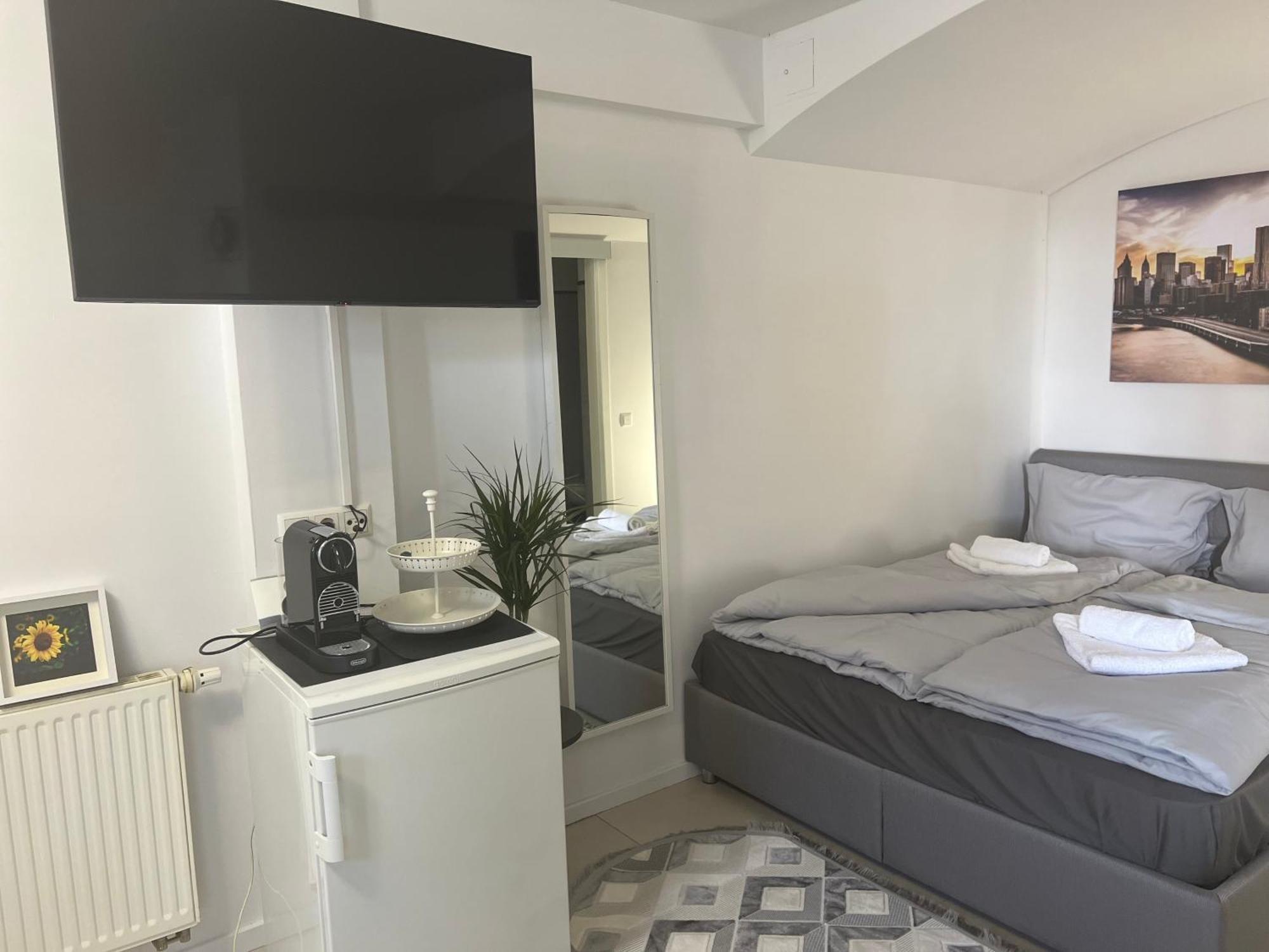 Hilde Apartments Rheinhausen Extérieur photo